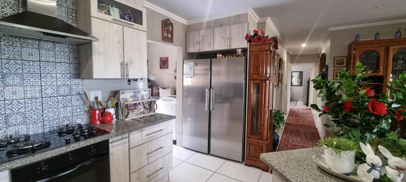 3 Bedroom Property for Sale in Reebok Western Cape